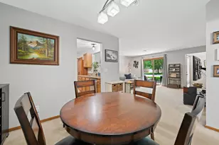 1020 Prairie Dr, Racine, WI 53406 - Photo 6