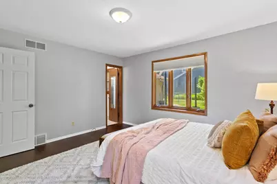 1130 E Elm Rd, Oak Creek, WI 53154 - Photo 26