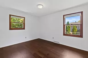 1130 E Elm Rd, Oak Creek, WI 53154 - Photo 20