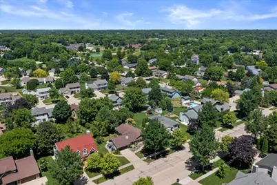 1130 E Elm Rd, Oak Creek, WI 53154 - Photo 10