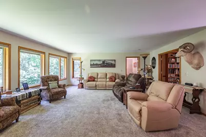 47060  Queens Cove Cir, Dresbach, MN 55947 - Photo 10