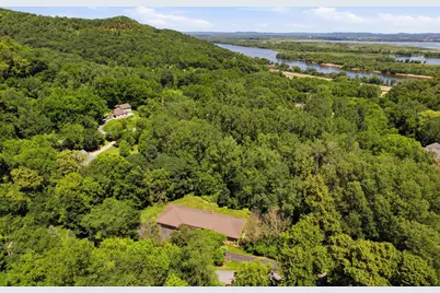 47060  Queens Cove Cir, Dresbach, MN 55947 - Photo 50