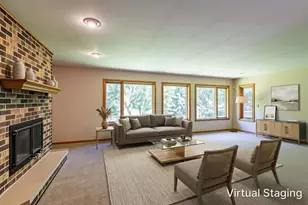 47060 Queens Cove Circle, Dresbach, MN 55947 - Photo 8