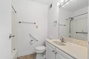 9256 N 70th St, Milwaukee, WI 53223 - Photo 8