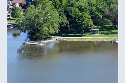 S68W18031  Island Dr, Muskego, WI 53150 - Photo 38