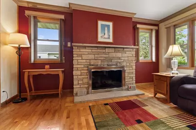 2321  Johnson St, La Crosse, WI 54601 - Photo 14
