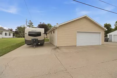 2321  Johnson St, La Crosse, WI 54601 - Photo 30