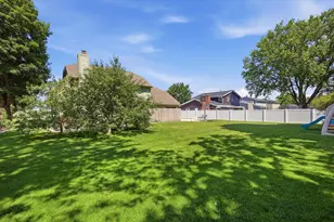 1127 Tenny Ave, Waukesha, WI 53186 - Photo 38