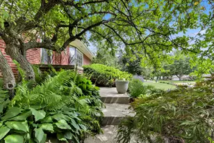 1225 Indianwood Dr, Brookfield, WI 53005 - Photo 6