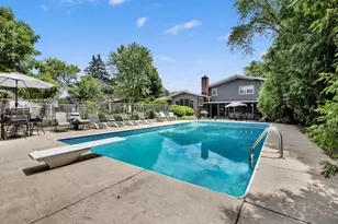 1225 Indianwood Dr, Brookfield, WI 53005 - Photo 36
