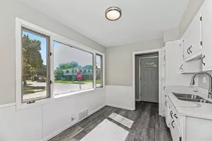 3400 S 8th Ave, Racine, WI 53402 - Photo 8