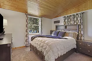 10308 Root River Dr, Racine, WI 53108 - Photo 16