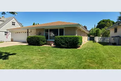 8827 W Burdick Ave, Milwaukee, WI 53227 - Photo 20