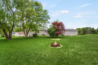 1757  Cedarview Dr, Saint Cloud, WI 53079 - Photo 24