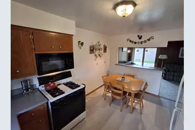 1418 W Denis Ave, Milwaukee, WI 53221 - Photo 8