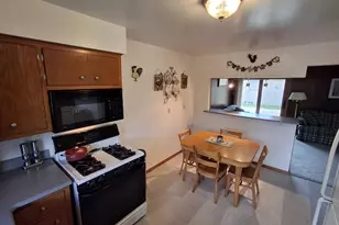 1418 W Denis Ave, Milwaukee, WI 53221 - Photo 8