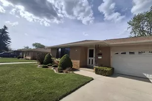 1418 W Denis Ave, Milwaukee, WI 53221 - Photo 2