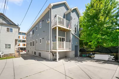 1641 N Franklin Pl #3, Milwaukee, WI 53202 - Photo 12