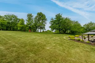 N10W28431 Northview Rd, Delafield, WI 53188 - Photo 36