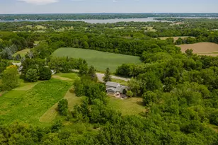 N10W28431 Northview Rd, Delafield, WI 53188 - Photo 44