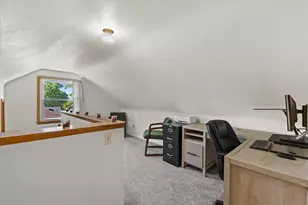 270 N 111th St, Wauwatosa, WI 53226 - Photo 12