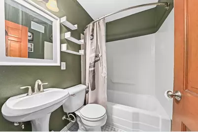 2802 S 47th St, Milwaukee, WI 53219 - Photo 16