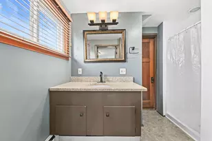 2802 S 47th St, Milwaukee, WI 53219 - Photo 18