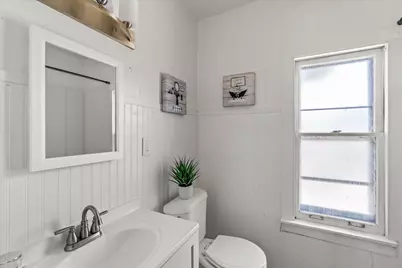 2704 N 46th St, Milwaukee, WI 53210 - Photo 22