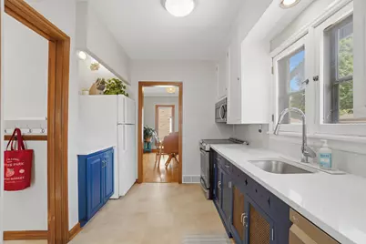 6921 W Hadley St, Milwaukee, WI 53210 - Photo 14