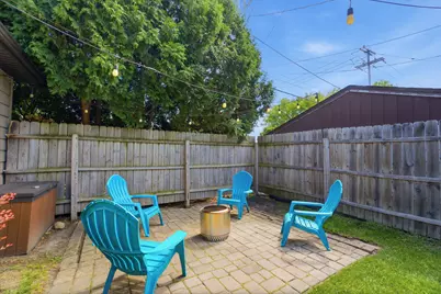 6921 W Hadley St, Milwaukee, WI 53210 - Photo 36