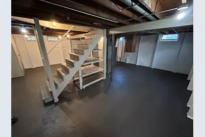 5217 N 61st St, Milwaukee, WI 53218 - Photo 10