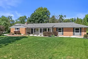 11318 N Glenwood Dr, Mequon, WI 53097 - Photo 26
