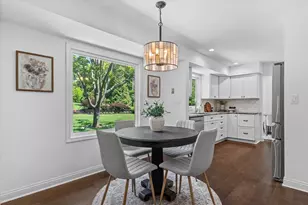11318 N Glenwood Dr, Mequon, WI 53097 - Photo 8