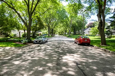 1817 N 118th St, Wauwatosa, WI 53226 - Photo 32