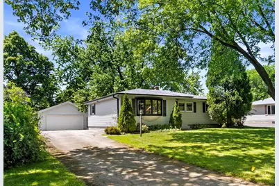 36  Timmer Ln, Racine, WI 53406 - Photo 1