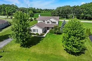 436 Ashley Dr, Williams Bay, WI 53191 - Photo 28