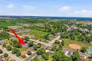 410 N 12th St, Oostburg, WI 53070 - Photo 32
