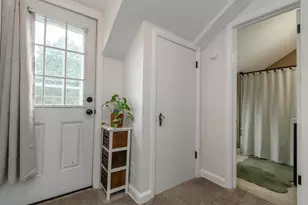 2144 S 108th St, West Allis, WI 53227 - Photo 10