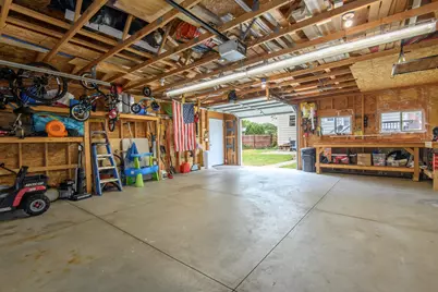 2144 S 108th St, West Allis, WI 53227 - Photo 24