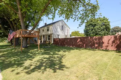 2144 S 108th St, West Allis, WI 53227 - Photo 18