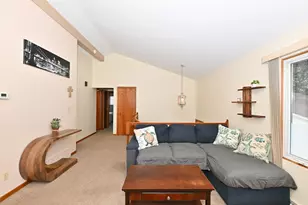 11020 W Parnell Ave, Hales Corners, WI 53130 - Photo 4
