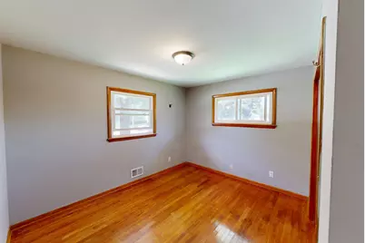 923  Gail Pl, Fort Atkinson, WI 53538 - Photo 8