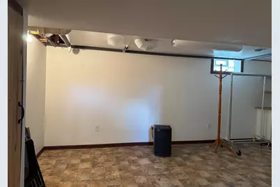 7203 W Hampton Ave, Milwaukee, WI 53218 - Photo 16