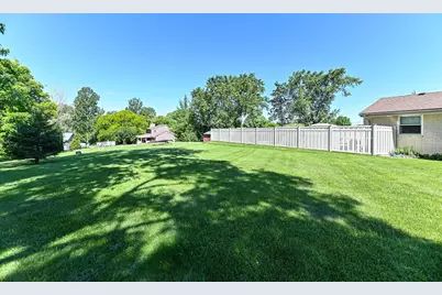 6652  Big Bend Rd, Racine, WI 53185 - Photo 30