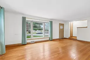4315 N Wildwood Ave, Shorewood, WI 53211 - Photo 8