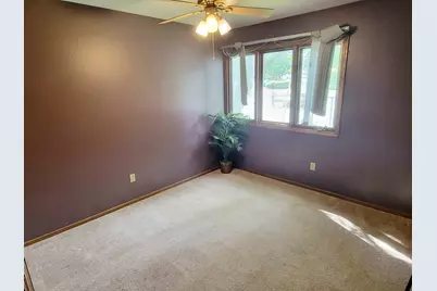 508 S Rochester St #C, Mukwonago, WI 53149 - Photo 12