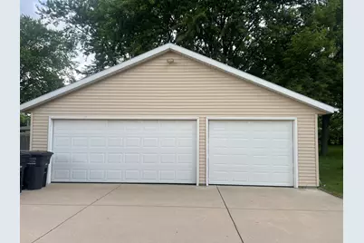 5324 W Allerton Ave, Greenfield, WI 53220 - Photo 6