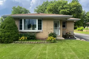 5324 W Allerton Ave, Greenfield, WI 53220 - Photo 1