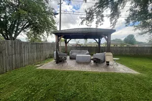 5324 W Allerton Ave, Greenfield, WI 53220 - Photo 4