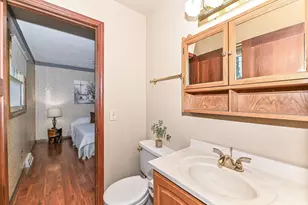4280 S Pennsylvania Ave, Saint Francis, WI 53235 - Photo 14